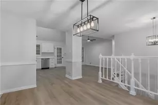 5650 Princeton Oaks Dr, Sugar Hill, GA 30518 - Photo 8