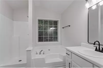 5650 Princeton Oaks Drive, Sugar Hill, GA 30518 - Photo 12