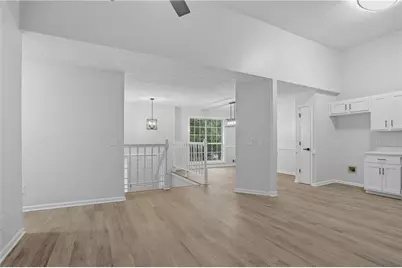 5650 Princeton Oaks Drive, Sugar Hill, GA 30518 - Photo 2