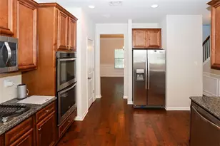 8109 Nolan Trail, Snellville, GA 30039 - Photo 6