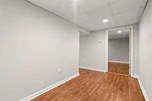 422 Afton Dr, Roswell, GA 30075 - Photo 32