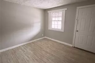 289 W Lake Ave NW, Atlanta, GA 30314 - Photo 1