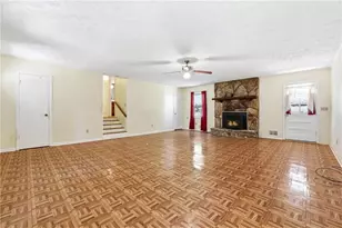 695 Teague Dr NW, Kennesaw, GA 30152 - Photo 6