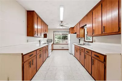 695 Teague Drive NW, Kennesaw, GA 30152 - Photo 10