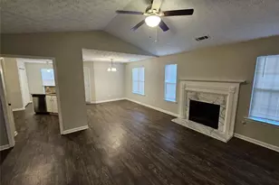 333 Fallview Dr, McDonough, GA 30253 - Photo 4