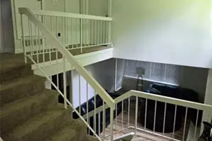 1086 Village Rd, Stone Mountain, GA 30088 - Photo 6