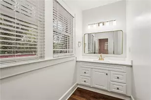 829 Rose Cir SW, Atlanta, GA 30310 - Photo 16