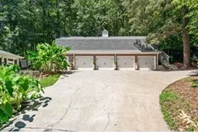 3978 Devonshire Drive, Marietta, GA 30066 - Photo 4