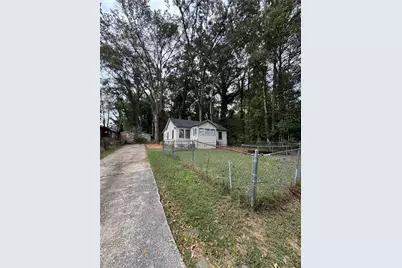 81 Cochran Road SE, Marietta, GA 30060 - Photo 2