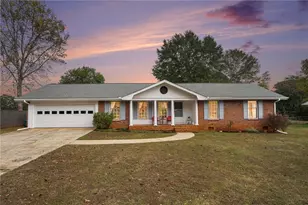 1732 Beauregard Dr SW, Lilburn, GA 30047 - Photo 2