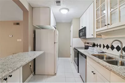 2398 Lawrenceville Highway #E, Decatur, GA 30033 - Photo 6