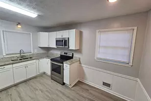 2858 Davidson Dr, Lithonia, GA 30058 - Photo 8