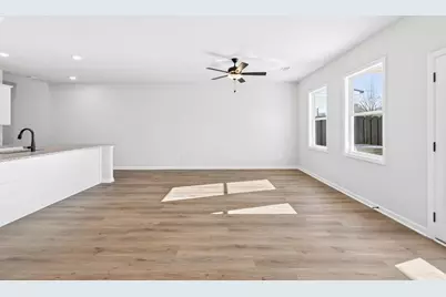 562 Madison Street #110, Commerce, GA 30529 - Photo 10