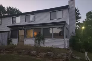 556 Country Greens Dr, Jonesboro, GA 30238 - Photo 1