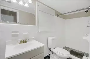 1115 Old Coach Rd, Stone Mountain, GA 30083 - Photo 16