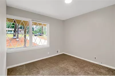 1115 Old Coach Road, Stone Mountain, GA 30083 - Photo 10