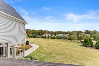 5329 Retreat Drive, Flowery Branch, GA 30542 - Photo 38