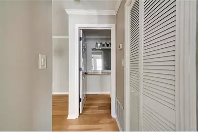 628 Granville Court, Sandy Springs, GA 30328 - Photo 18