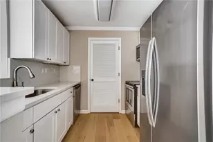 628 Granville Ct, Sandy Springs, GA 30328 - Photo 12