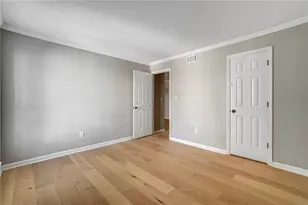 628 Granville Ct, Sandy Springs, GA 30328 - Photo 20