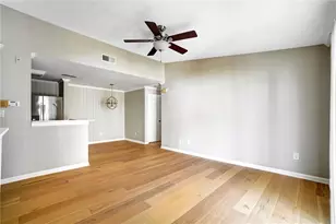 628 Granville Ct, Sandy Springs, GA 30328 - Photo 8