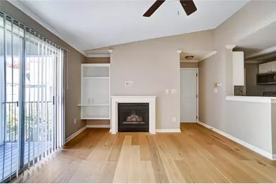 628 Granville Court, Sandy Springs, GA 30328 - Photo 6