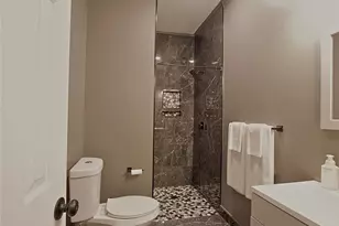 1305 Fontainebleau Ct NE, Lawrenceville, GA 30043 - Photo 32