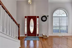 2210 Ashley Crossing Ct, Lawrenceville, GA 30043 - Photo 4