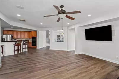 5545 Vickery Circle, Cumming, GA 30040 - Photo 10