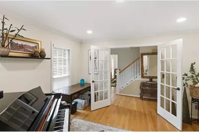 9156 Branch Valley Way, Roswell, GA 30076 - Photo 18