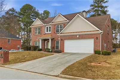 6588 Norcliffe Drive, Stone Mountain, GA 30087 - Photo 2