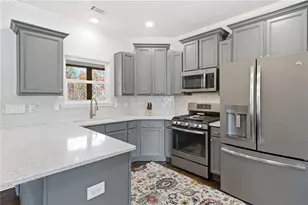 386 N Victoria Rd, Woodstock, GA 30189 - Photo 10