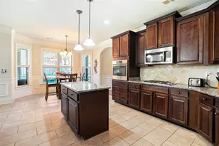 411 Little Carter Cove, Loganville, GA 30052 - Photo 4