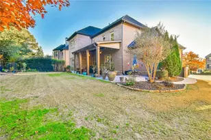 2013 Skybrooke Ln, Hoschton, GA 30548 - Photo 58