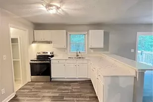 2838 The Meadows Way, College Park, GA 30349 - Photo 4