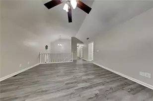 210 Meadow View Dr, Grayson, GA 30017 - Photo 2