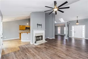 6325 N Glen Dr, Cumming, GA 30028 - Photo 10