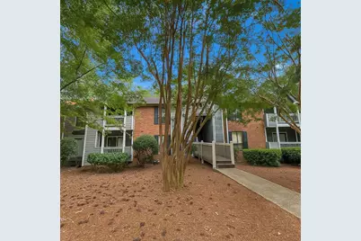 528 Warm Springs Circle, Roswell, GA 30075 - Photo 2