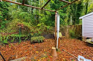 5362 Cherry Wood Dr, Stone Mountain, GA 30083 - Photo 20