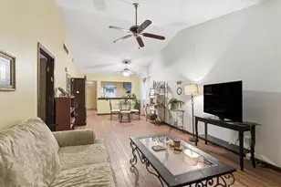 5362 Cherry Wood Dr, Stone Mountain, GA 30083 - Photo 8