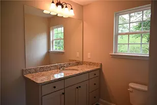 240 Canyon Point Dr, Demorest, GA 30535 - Photo 16