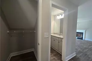 240 Canyon Point Dr, Demorest, GA 30535 - Photo 6