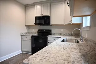 240 Canyon Point Dr, Demorest, GA 30535 - Photo 10