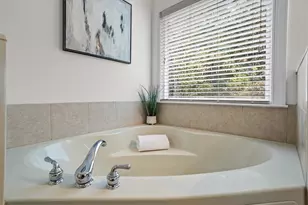 3910 Dalwood Dr, Suwanee, GA 30024 - Photo 36