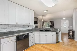 114 Clay Ct, Villa Rica, GA 30180 - Photo 10