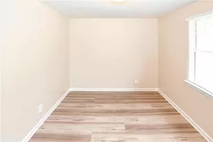 661 Michael Cir, Monroe, GA 30655 - Photo 12