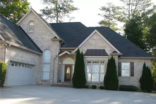 255 Carriage Station Dr, Lawrenceville, FL 32757 - Photo 2