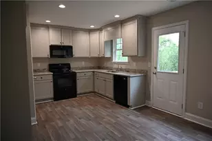 264 Canyon Point Dr, Demorest, GA 30535 - Photo 8