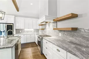 110 4th St, Fayetteville, GA 30214 - Photo 8