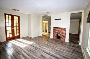 602 W Lake Ave NW, Atlanta, GA 30318 - Photo 12